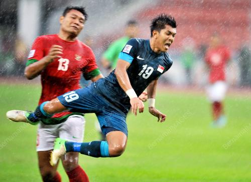 KL26_28112012_AFF_CUP