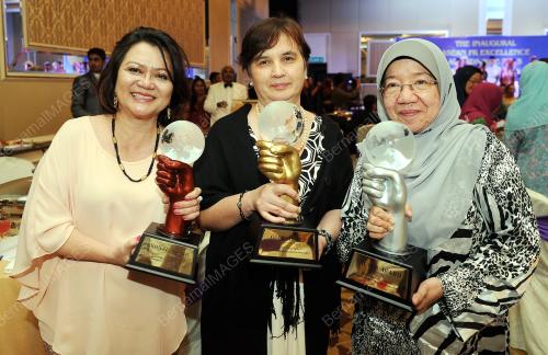 KL26_30112015_AWARD