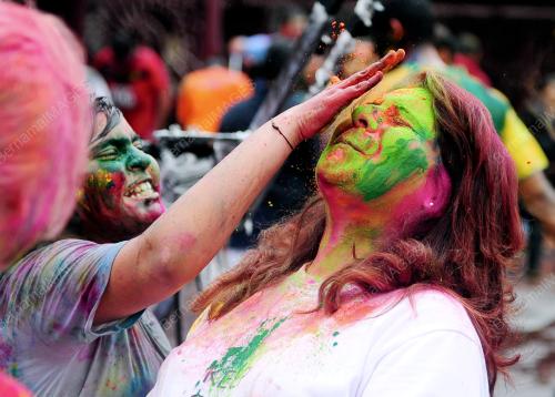 KL26_31032013_HOLI