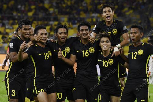 KL27_01042018_BOLA_BN201803263139