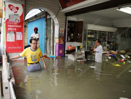 KL27_02052012_BANJIR