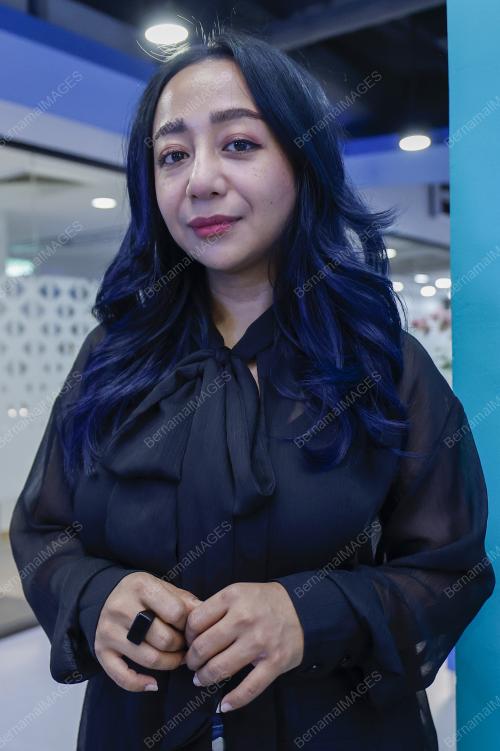 AMYLEA AZIZAN