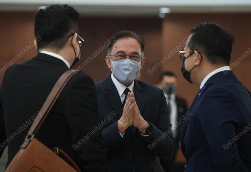 PERSIDANGAN PARLIMEN PENGGAL KETIGA