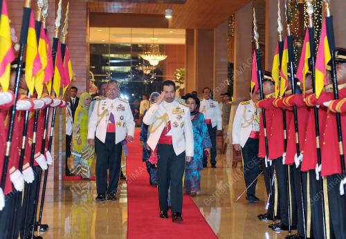 TUANKU_MIZAN_ZAINAL_ABIDIN