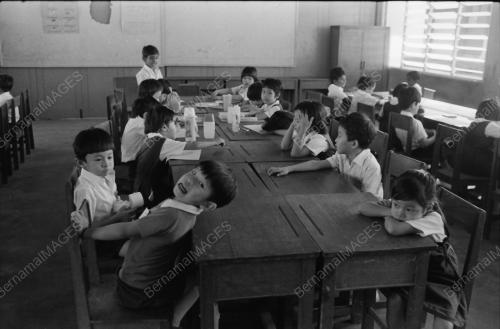SEKOLAH