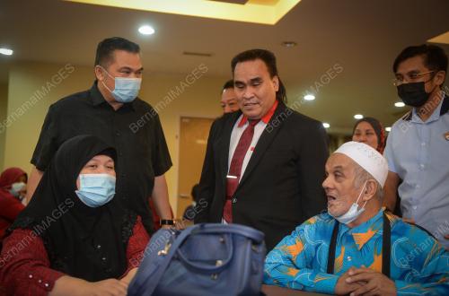 MOHD FAIZ HASSANGKU ABDULLAH