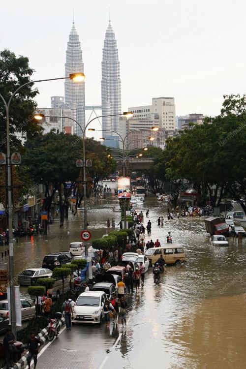 BANJIR KILAT