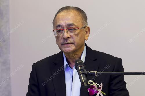 AHMAD SUBRI ABDULLAH