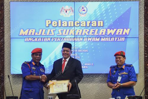 KL27_03042018_APM