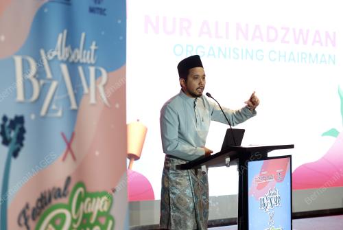 NUR ALI NADZWAN