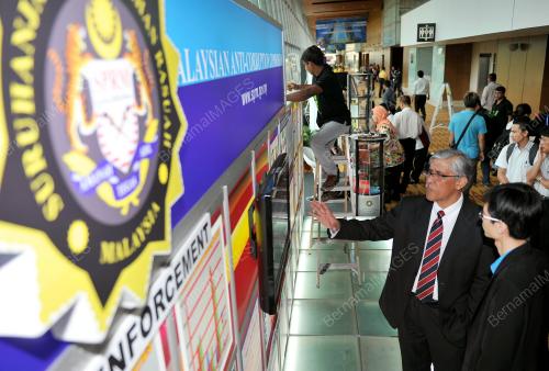 KL27_03102012_IAACA