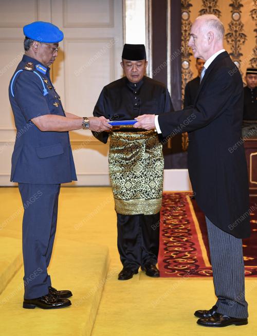 KL27_03102019_DUTA_BN201910023045