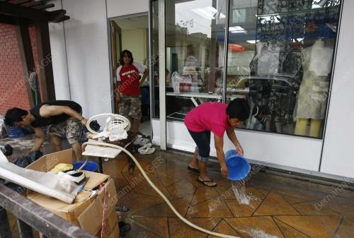 BANJIR KILAT