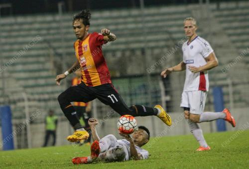 KL27_04052016_BOLA