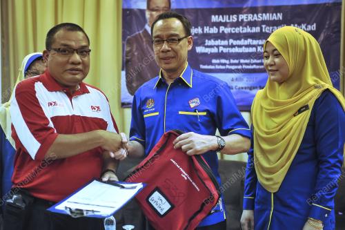 KL27_04072017_MYKAD_BN201707038304