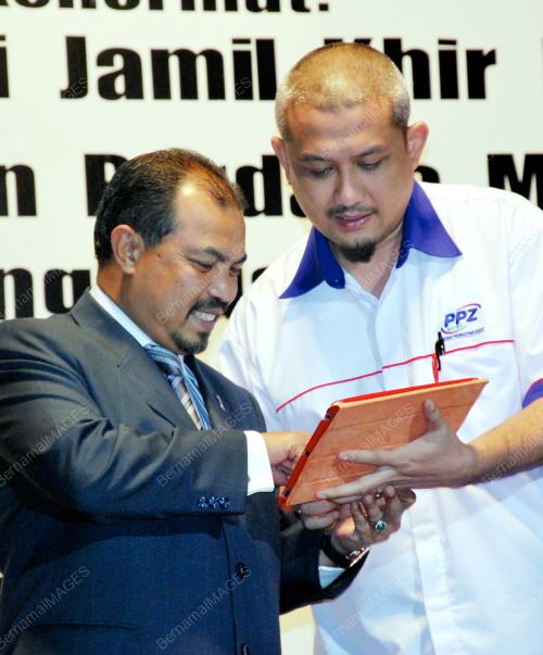 JAMIL KHIR BAHAROM