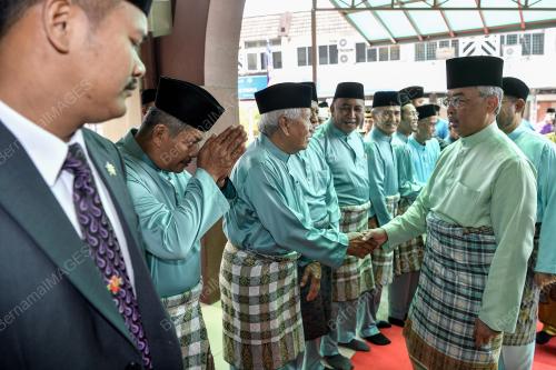 KL27_04102019_AGONG_BN201910033205