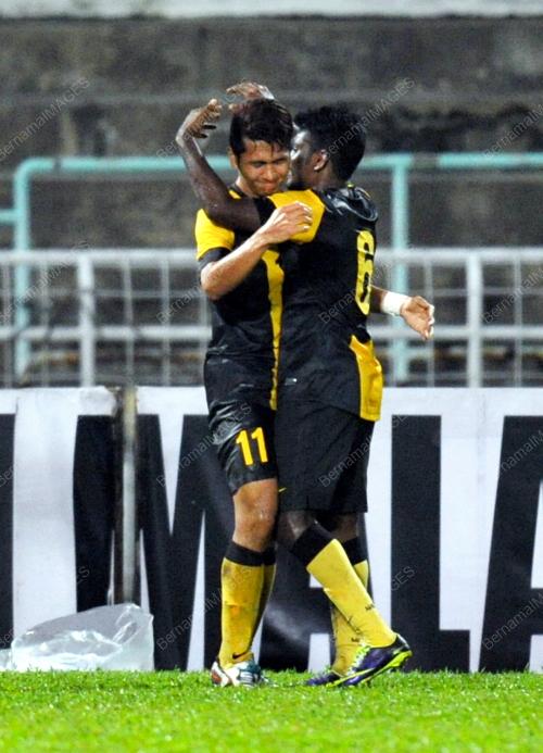 KL27_04122013_BOLA