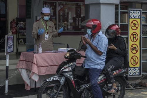 PEMBAYARAN ZAKAT FITRAH PANDU LALU