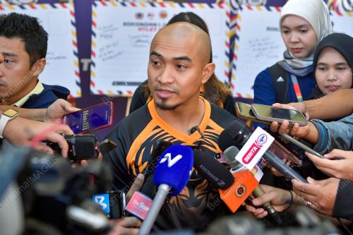 DATUK MOHD AZIZULHASNI AWANG