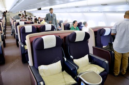 KL27_06072012_MAS_A380