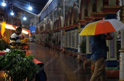 KL27_07032019_HUJAN