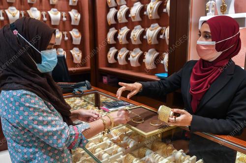 TINJAUAN HARGA EMAS TURUN
