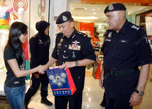 KL27_07062012_DATUK_FUAD