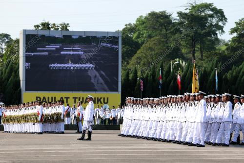 ISTIADAT PERBARISAN MENJUNJING KASIH