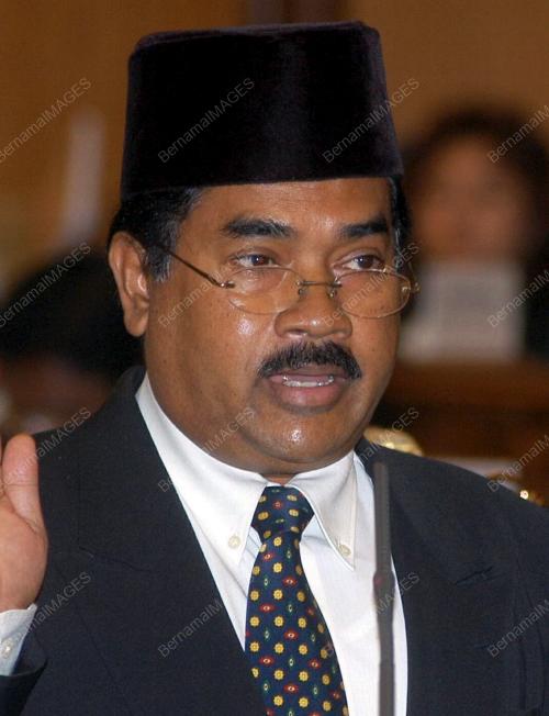 KL27_08022016_SWEAR_YAAKOB