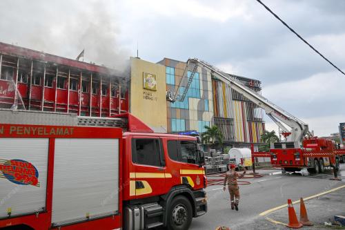 KL27_08022026_TERBAKAR_PERABOT
