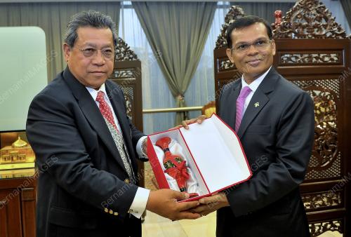 KL27_08062015_PARLIMEN