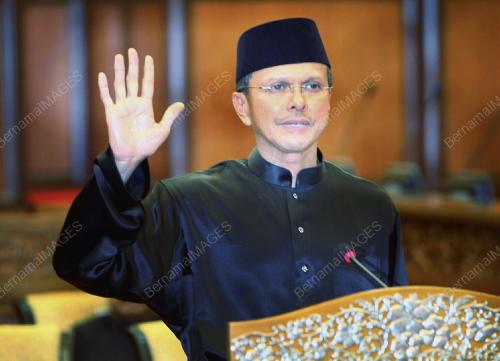 RAJA NONG CHIK RAJA ZAINAL ABIDIN