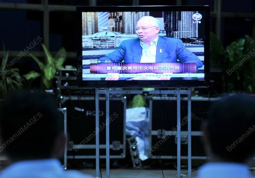 KL27_09042012_PM_NTV72