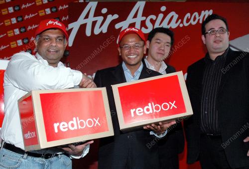 TONY FERNANDES