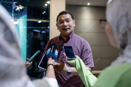 RAFIZI RAMLI