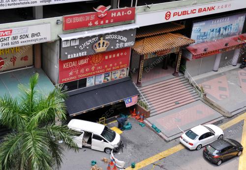 KL27_09102014_BOM_LETUPAN