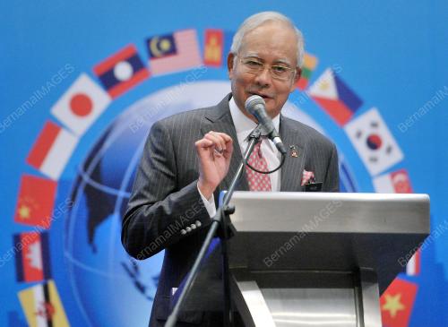 KL27_10092013_MENTERI_ASIAN