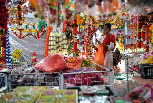 TINJAUAN PERSIAPAN DEEPAVALI