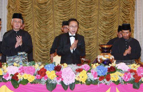 TUANKU MIZAN ZAINAL ABIDIN
