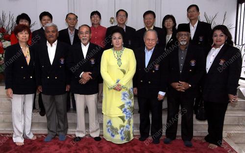 KL27_11022011_ROSMAH
