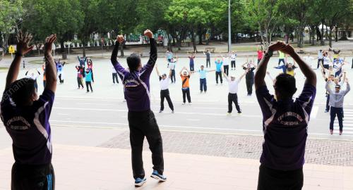 KL27_11032015_PANAS