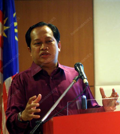 DATUK AHMAD MASLAN