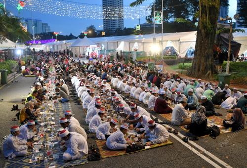 KL27_11052019_IFTAR_BN201905079054