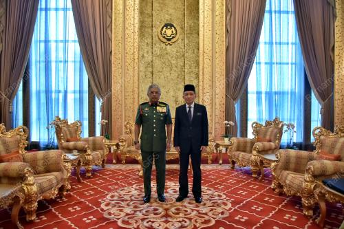 AL-SULTAN ABDULLAH RIÃ•AYATUDDIN AL-MUSTAFA BILLAH SHAH