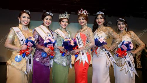 KL27_12112016_MALAYSIA_KEBAYA