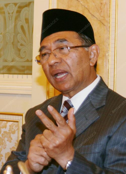 TAJOL ROSLI GHAZALI