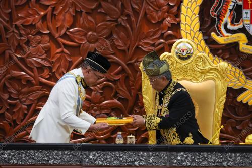 AL-SULTAN ABDULLAH RI'AYATUDDIN AL-MUSTAFA BILLAH SHAH