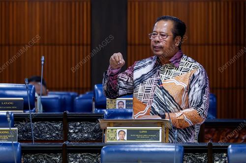 DATUK SERI ABDUL RAHMAN MOHAMAD