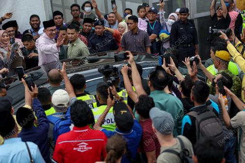 DATUK SERI ANWAR IBRAHIM